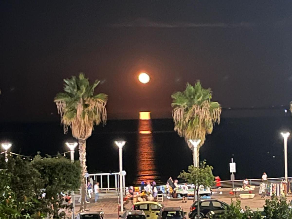 Anyma Home Crotone Buitenkant foto