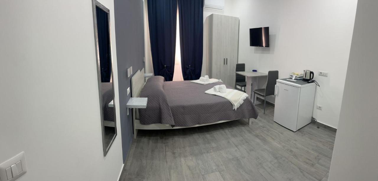 Anyma Home Crotone Buitenkant foto