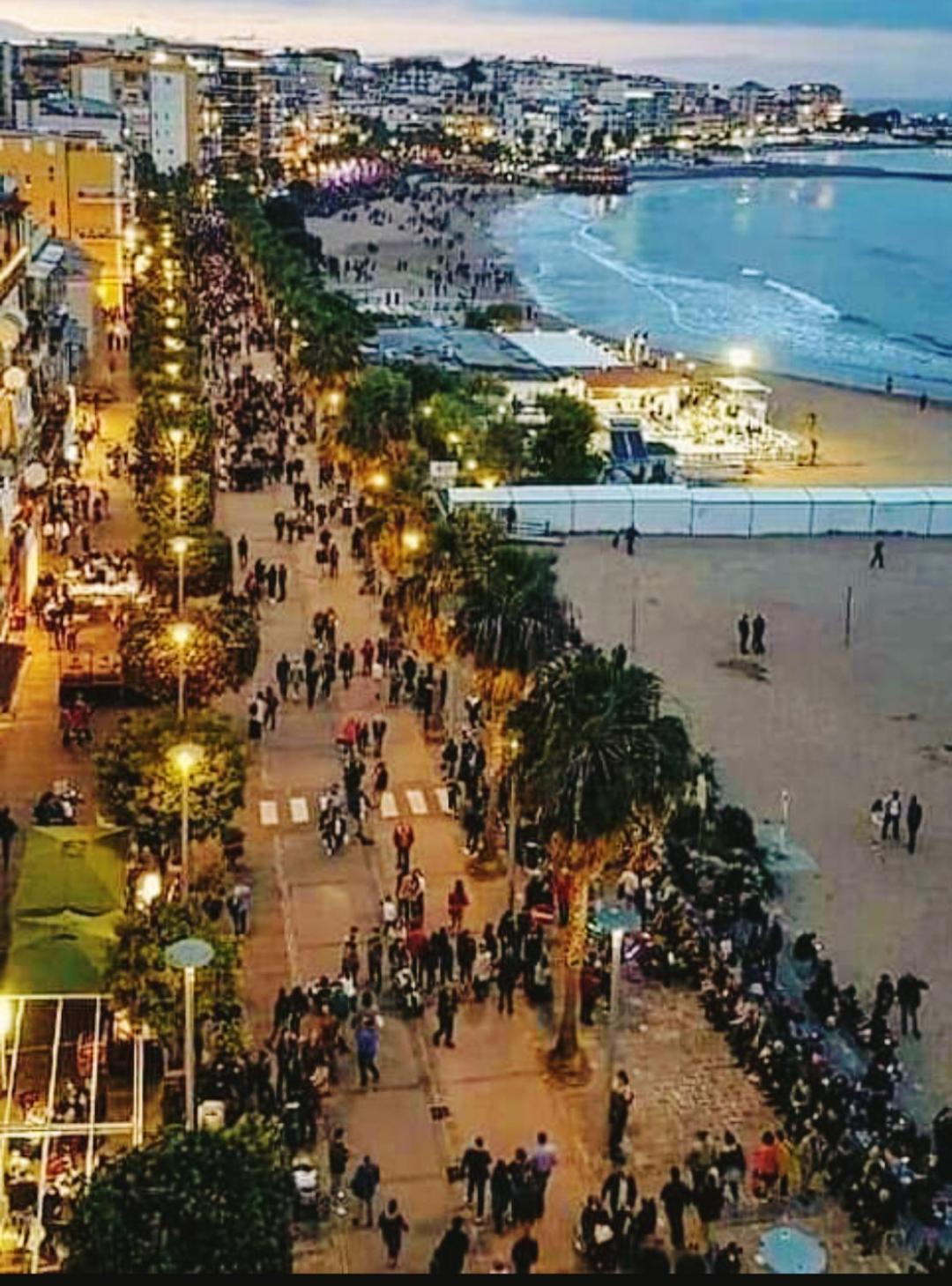 Anyma Home Crotone Buitenkant foto