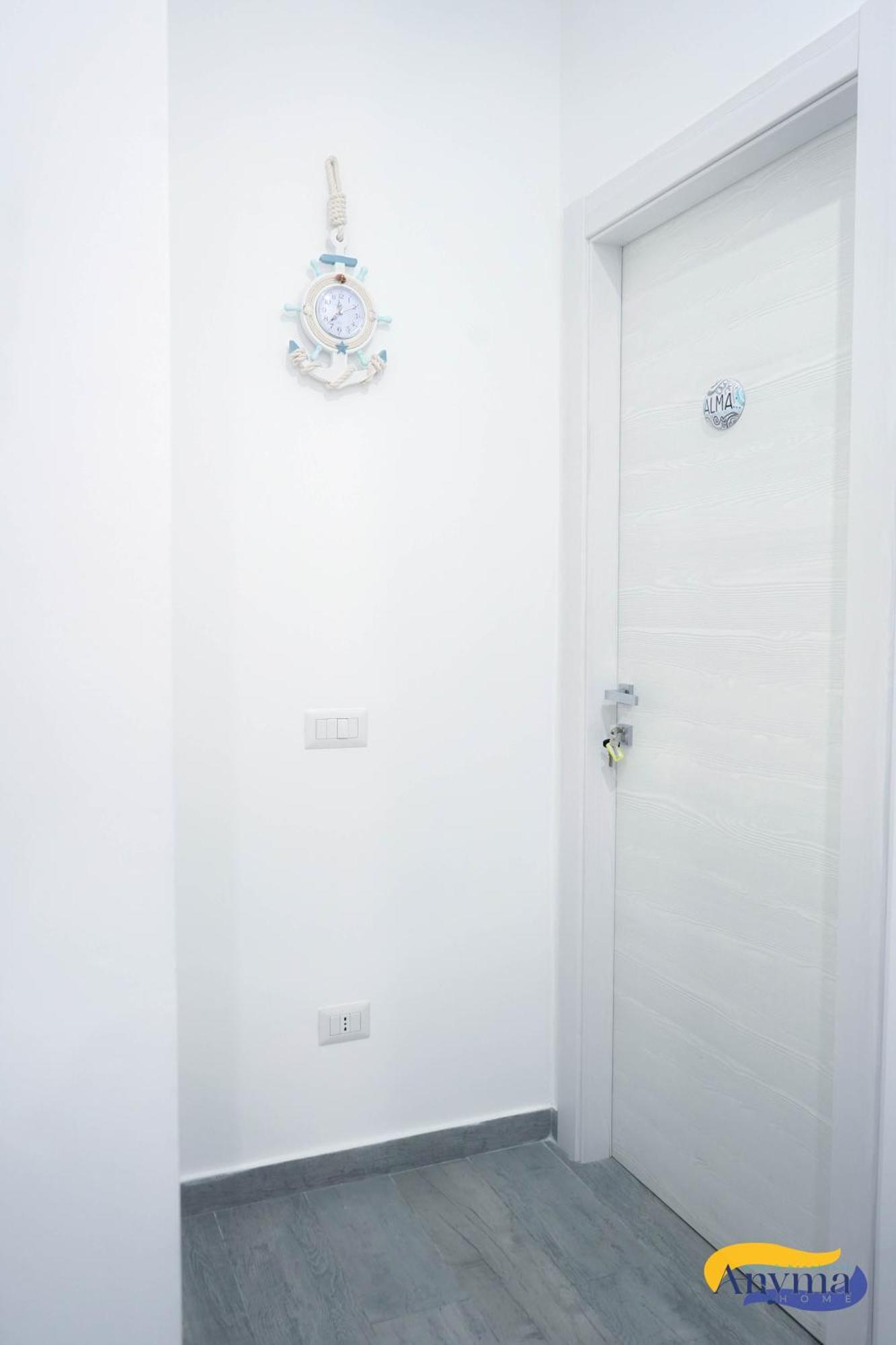 Anyma Home Crotone Buitenkant foto